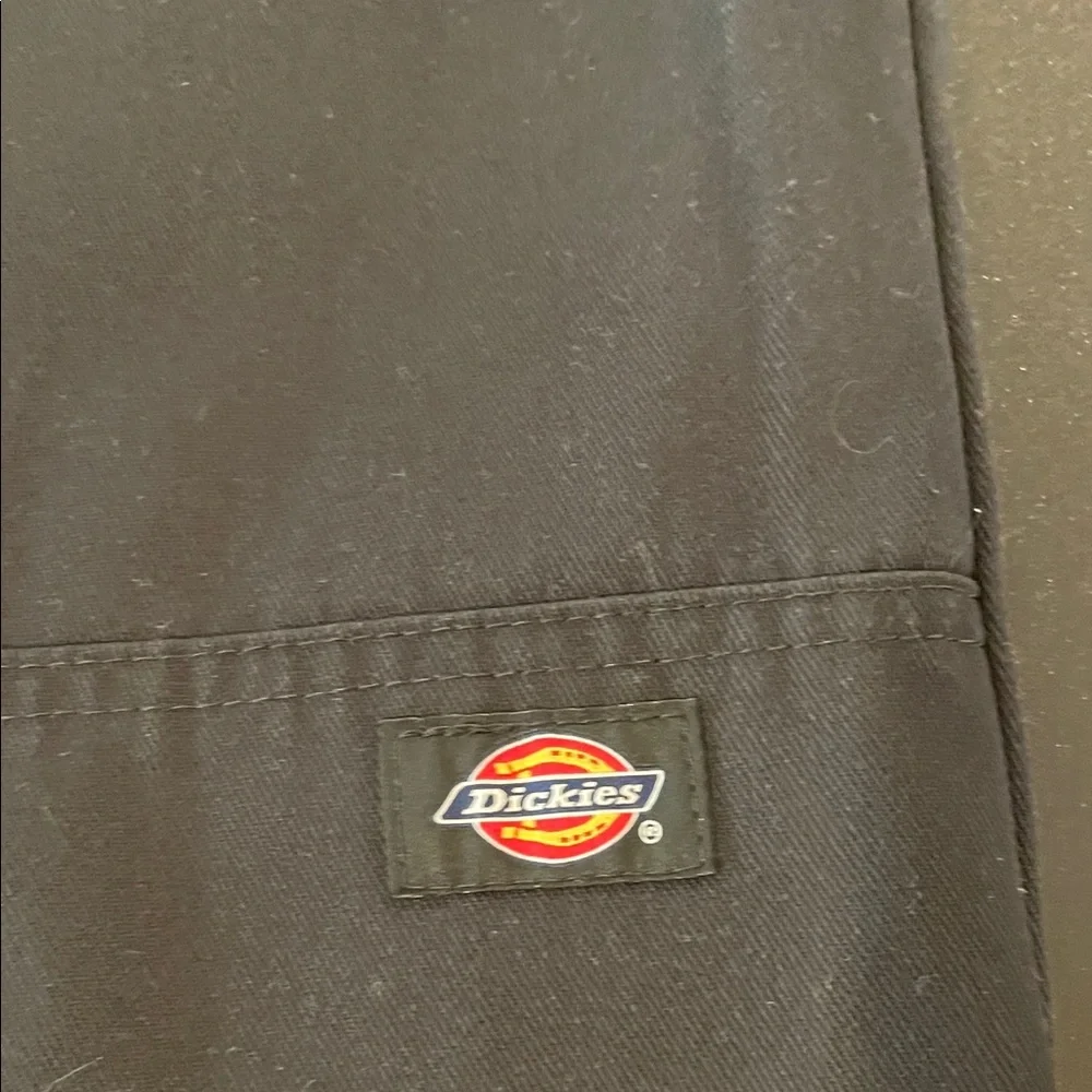 Dickies Men's Black Cargo Pants - Picture 2 of 7